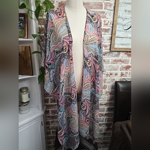 Victoria's Secret Jackets & Blazers - Victoria Secret Womens robe/lightweight jacket sz large